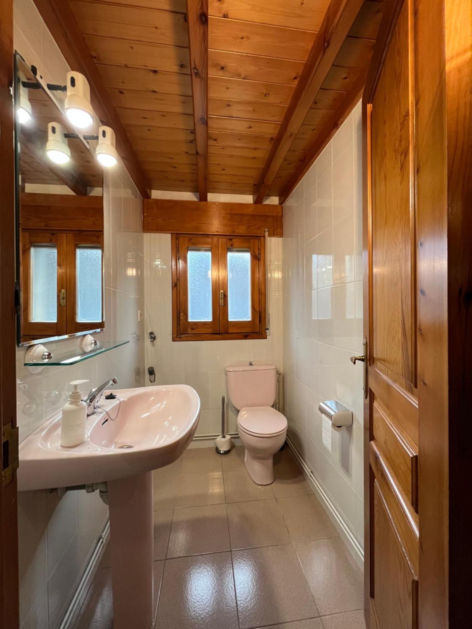 Casa Damian Del Baile Apartamentos Benasque Zimmer foto